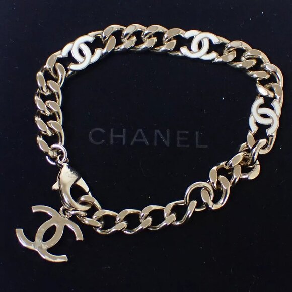 CHANEL CC Logo Chain Bracelet Bangle B22S GHW Italy Accessory - Picture 1 of 11